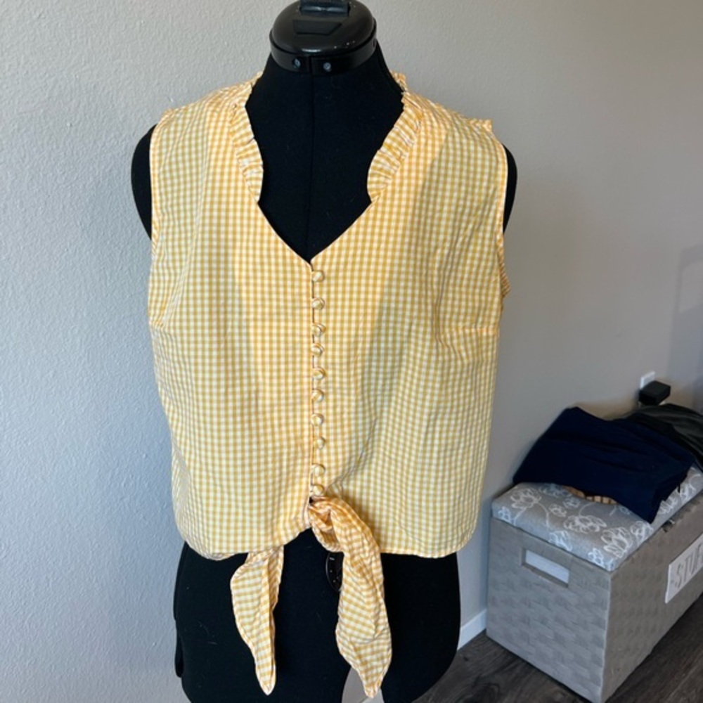 NWT Girl Krazy Yellow Gingham Print Tie Front Crop Top Size Medium